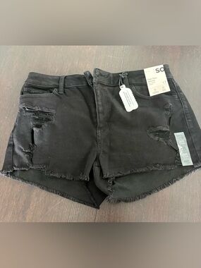 SO Black Distressed Denim Shorts NWT Junior 17 High Rise Shortie